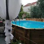 Slavica, Prizemlje Objekta