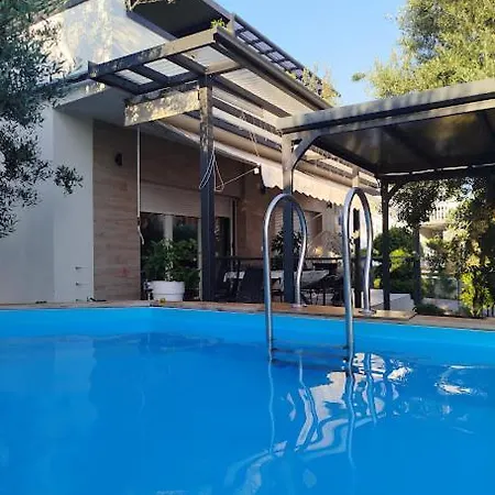 Slavica, Prizemlje Objekta