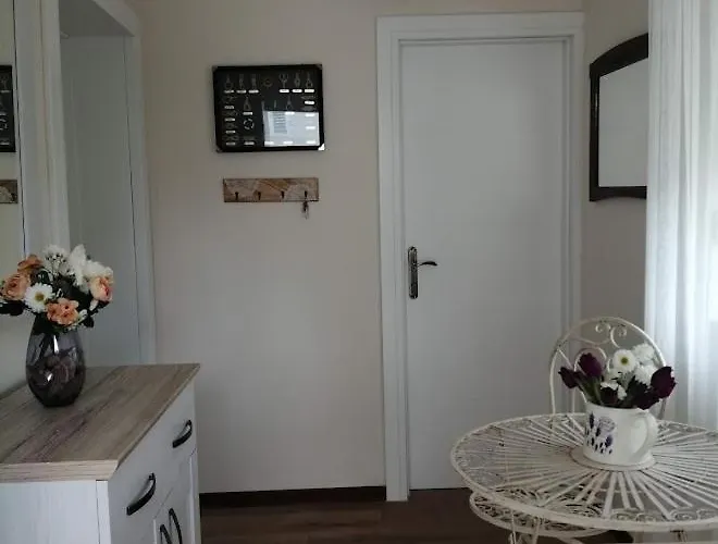 Slavica, Prizemlje Objekta