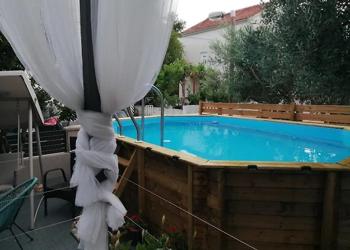 Slavica, Prizemlje Objekta