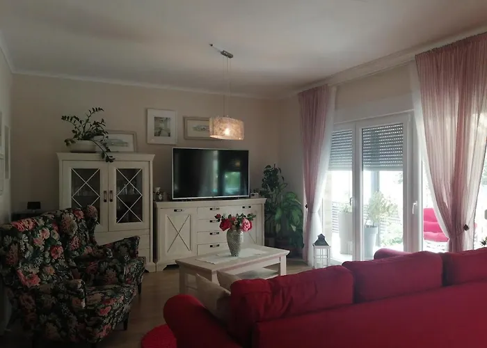 Vila Slavica, Prizemlje Objekta *